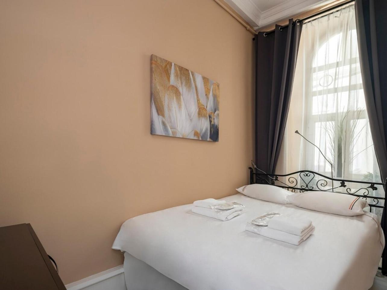 High Ceiling Authentic Historic Ottoman Home! #49 Istanbul Eksteriør billede